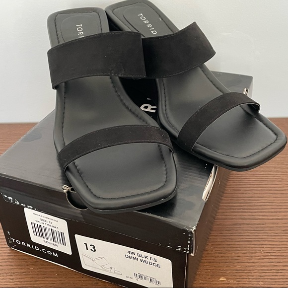 Brand New Sandal Wedges - Picture 3 of 4